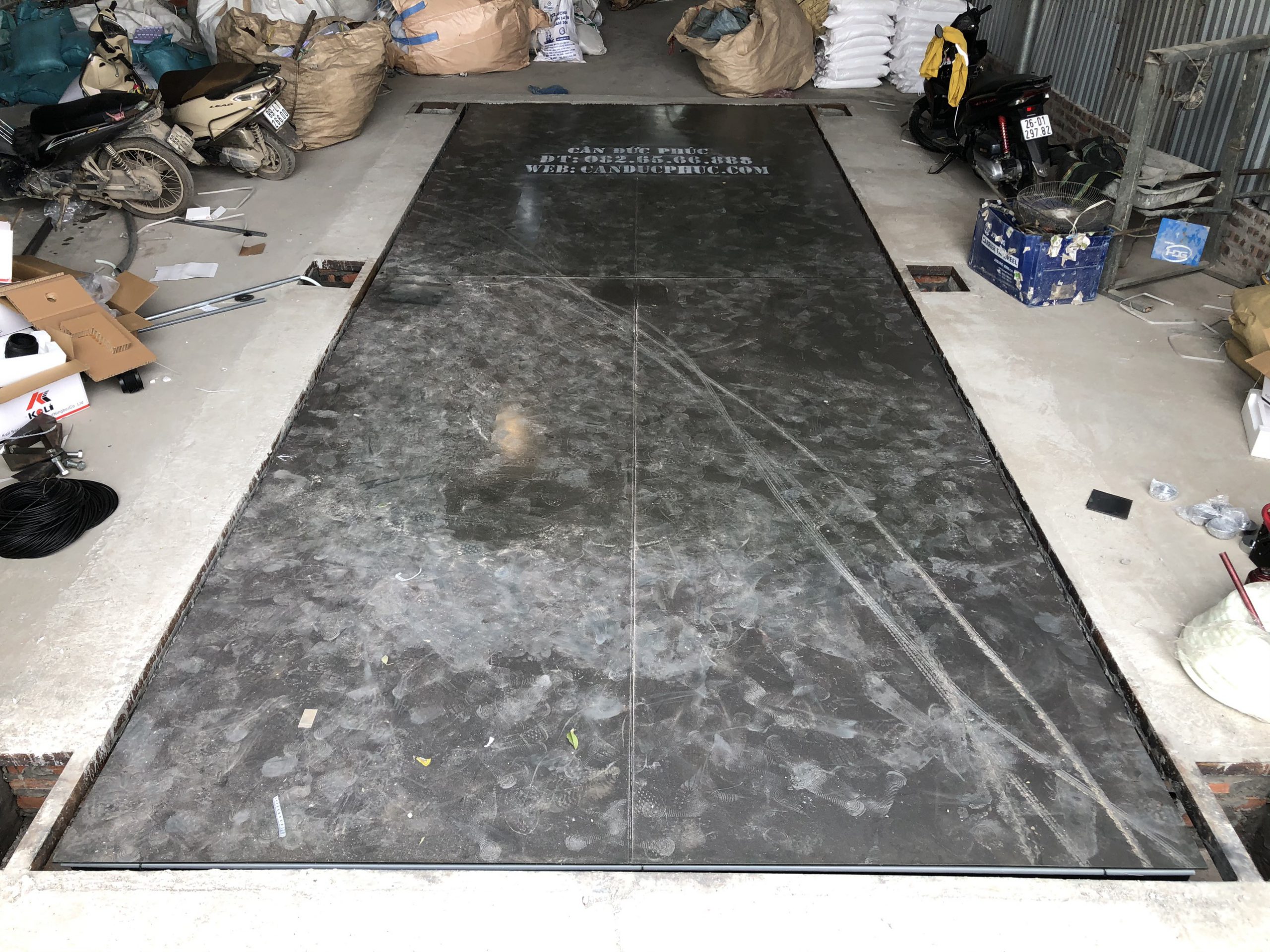 Cân ô tô 3 x 8m 40 tấn.