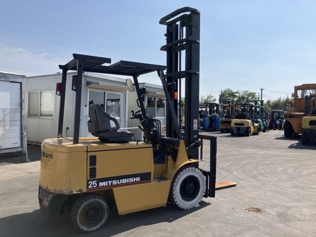 xe-nang-mitsubishi-fb25-8-doi 2005-huyen-linh.jpg (4)