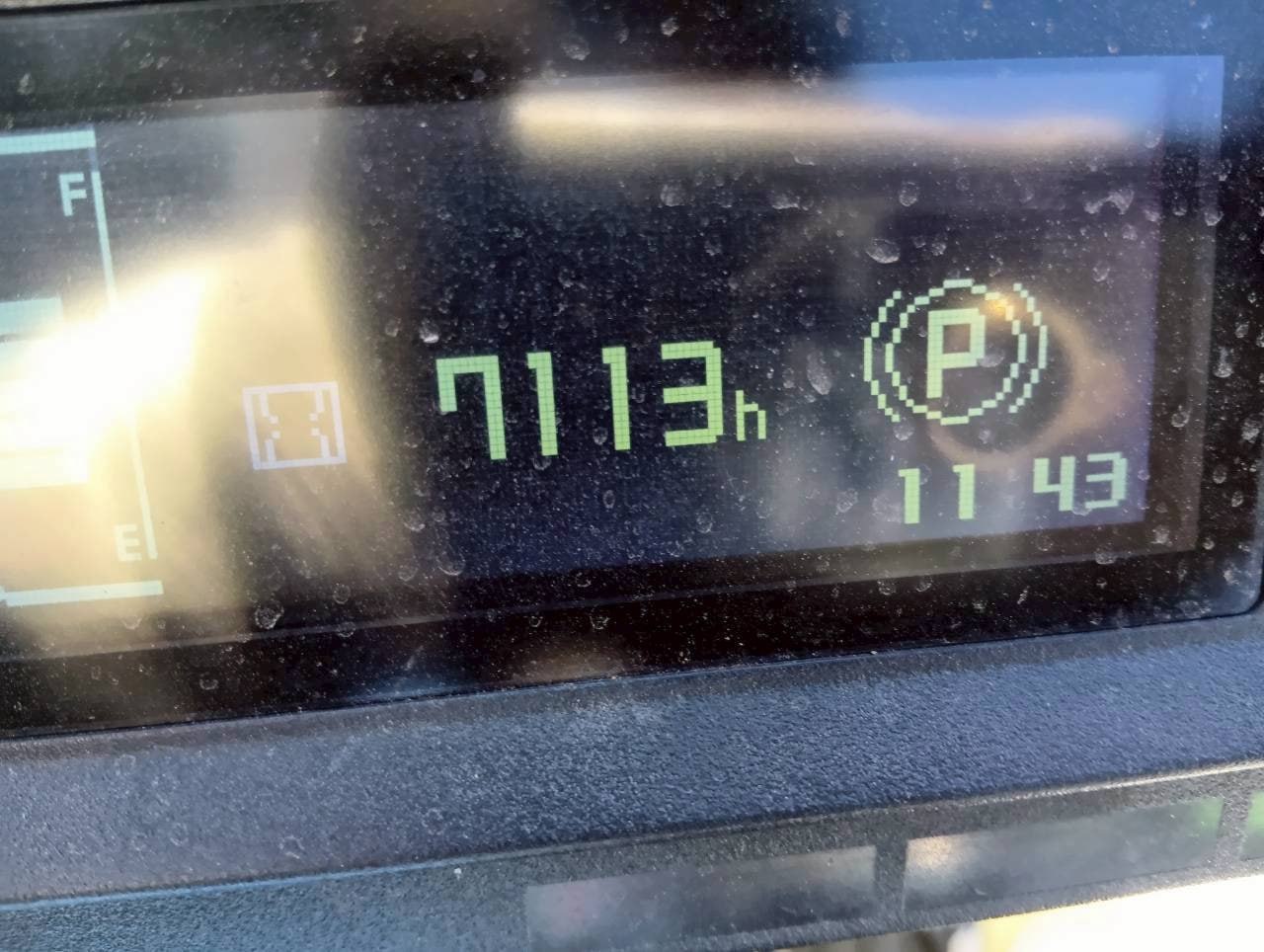 Xe nâng điện nichiyu 1.5 tấn (2)