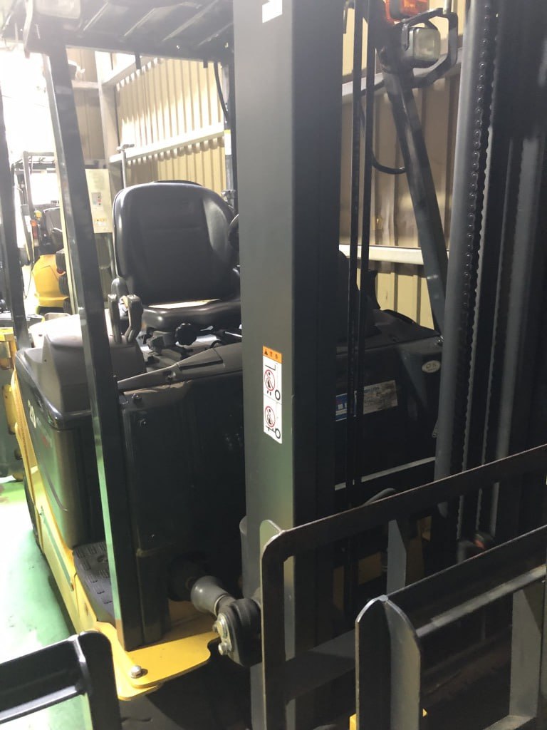 Komatsu 2 tấn đời 2020 Komatsu 2 tấn đời 2020