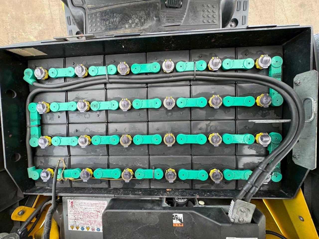 xe nâng komatsu 1.8 tấn xe nâng komatsu 1.8 tấn