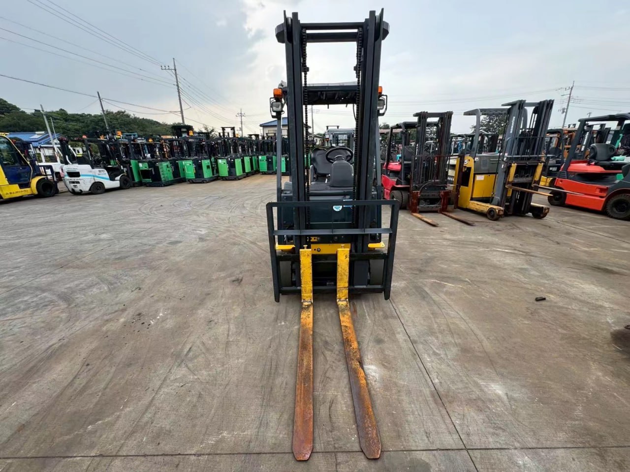 xe nâng komatsu 1.8 tấn xe nâng komatsu 1.8 tấn