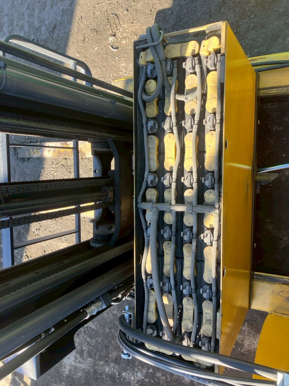 xe nâng komatsu 1.3 tấn xe nâng komatsu 1.3 tấn