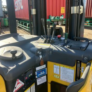 xe nâng komatsu 1.3 tấn