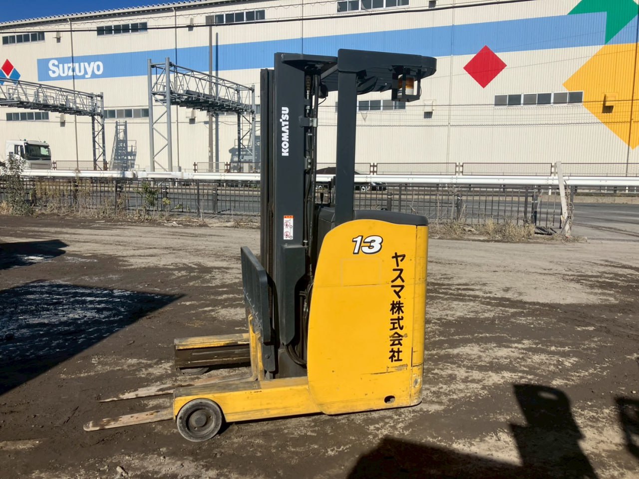 xe nâng komatsu 1.3 tấn