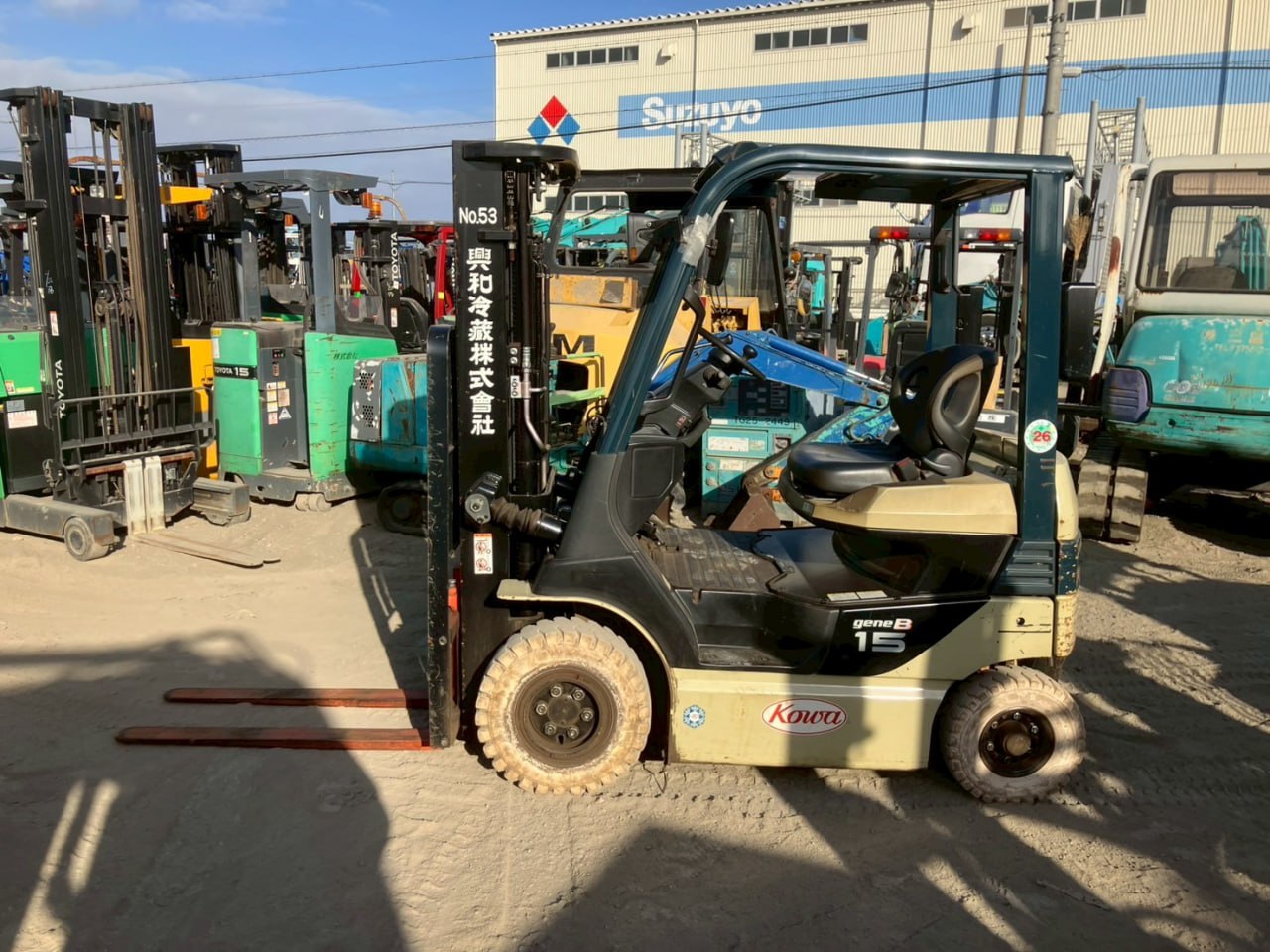 xe nâng điện toyota 1.5 tấn