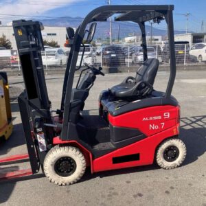 Mitsubishi 900kg đời 2021